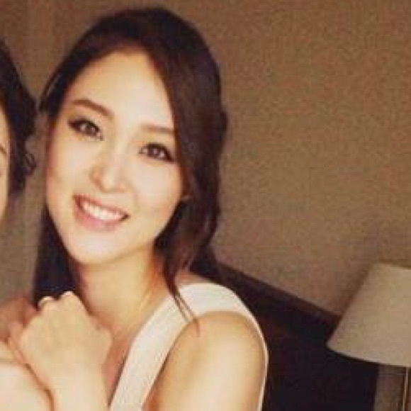 Meet your Posher, Heidi - Picture 1 of 1